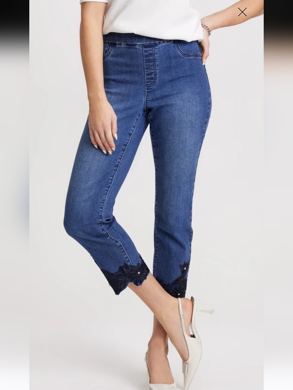 Women’s Navy Blue Cropped Pull-On Jeans with Embroidered Sequin Lace Hem Sz 10